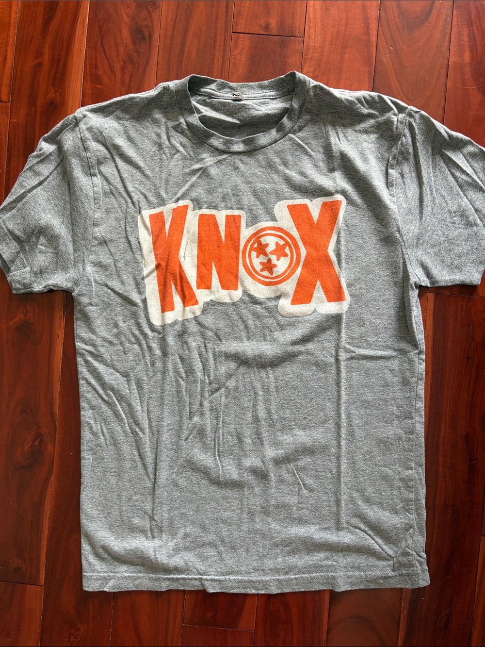 Women’s Knox Graphic Tee sz M